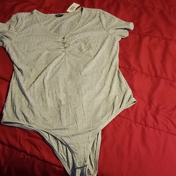 Size 2 Torrid Gray Bodysuit - Picture 1 of 2